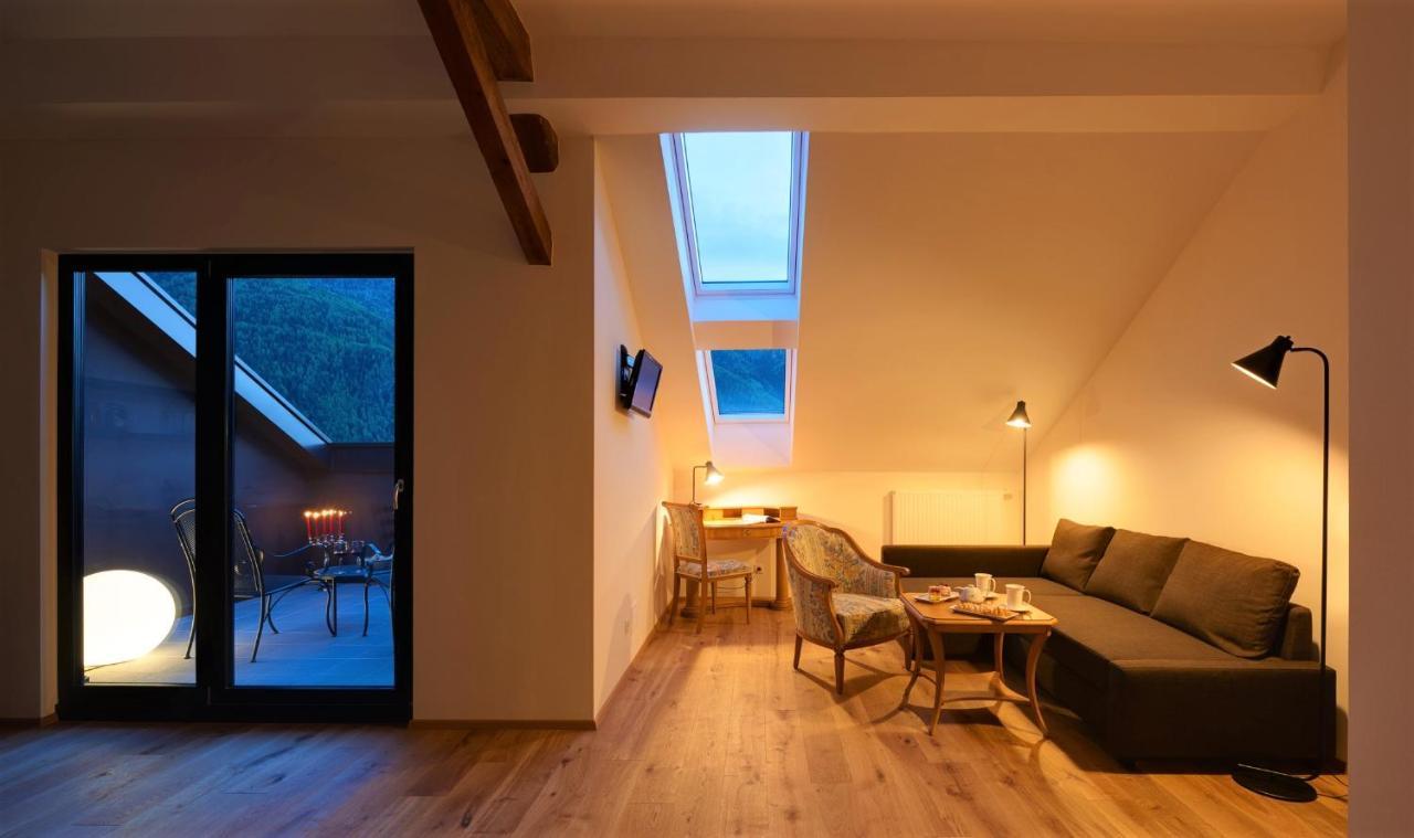 Historic Guesthouse Bircher B&B Apartments Near Sterzing 坎博·迪·特伦斯 外观 照片